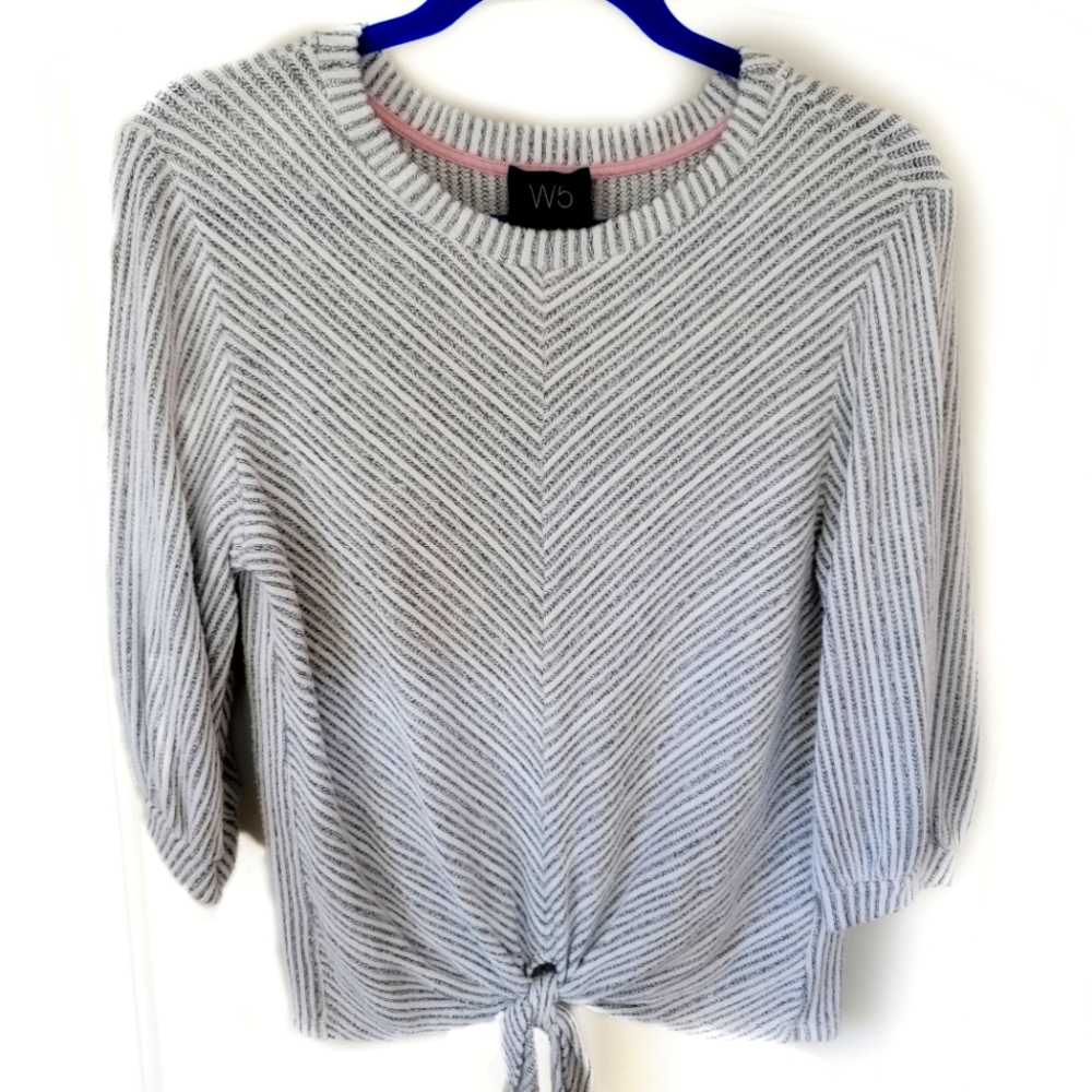 W5 3/4 Sleeve Sweater Top